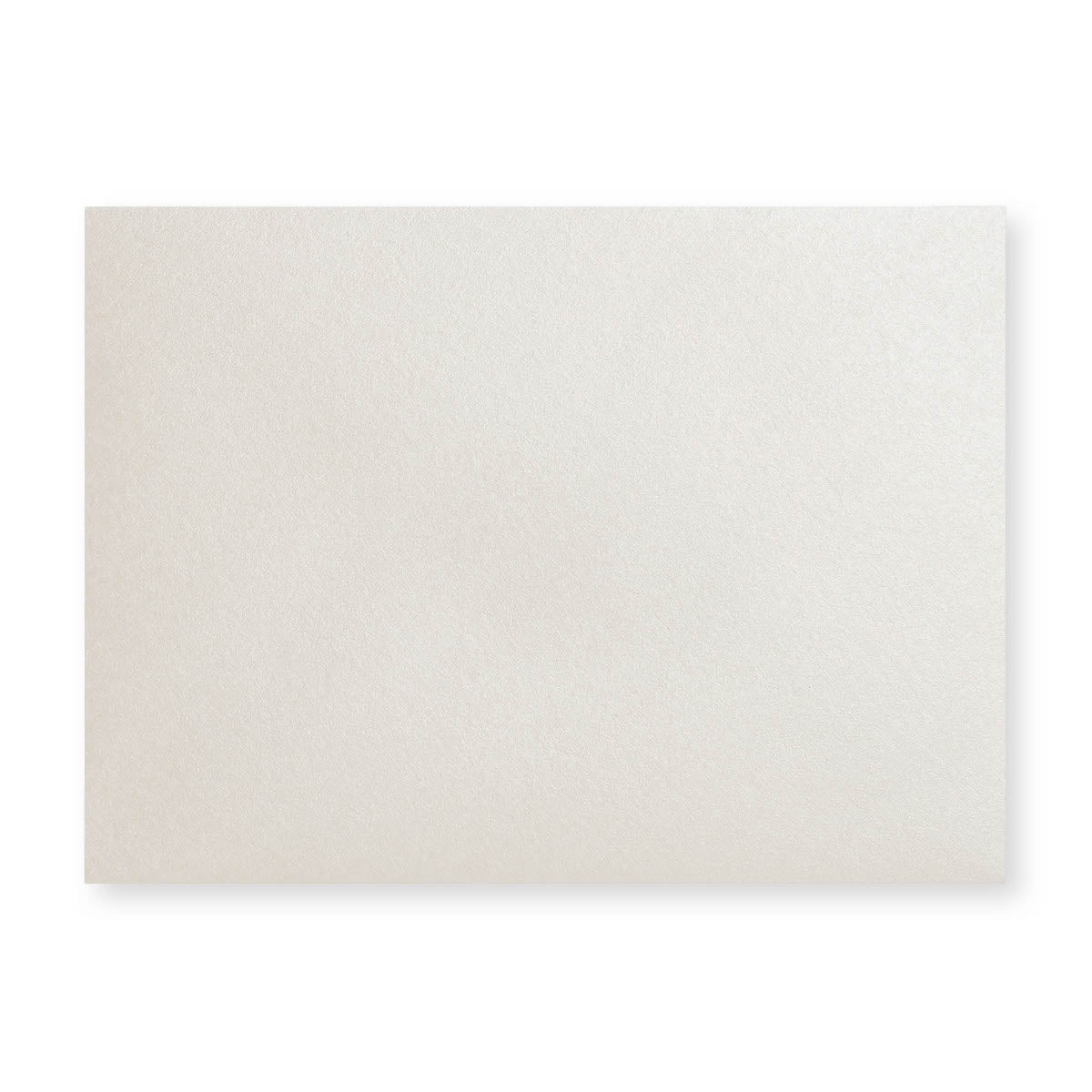 Sobre ostra perlado de 82x113 mm (C7)