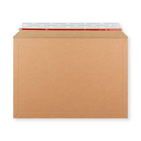 Kevyt kirjalle sopiva kuori 249 x 352 mm