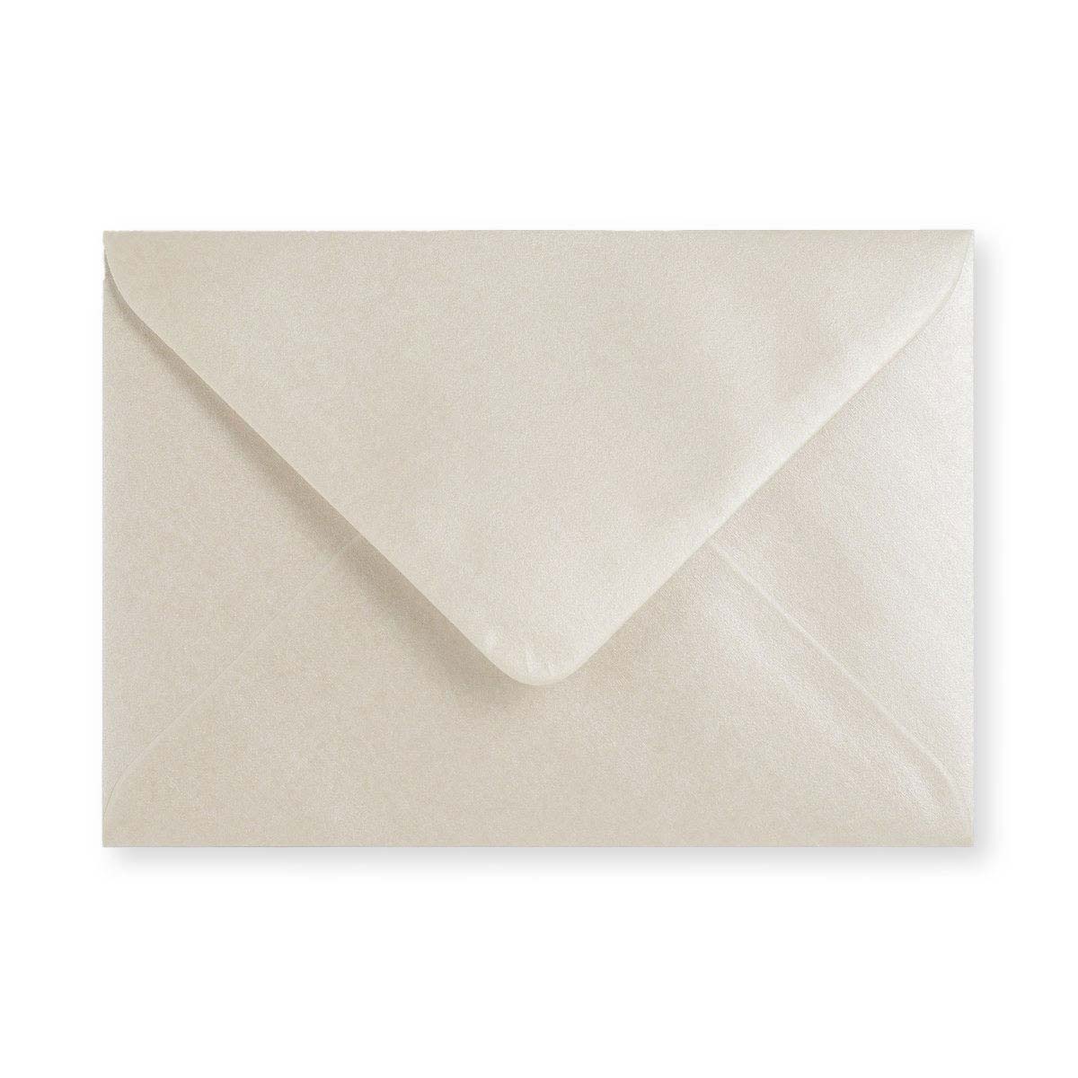 Osztrigafehér fényes boríték 114x162 mm (C6)