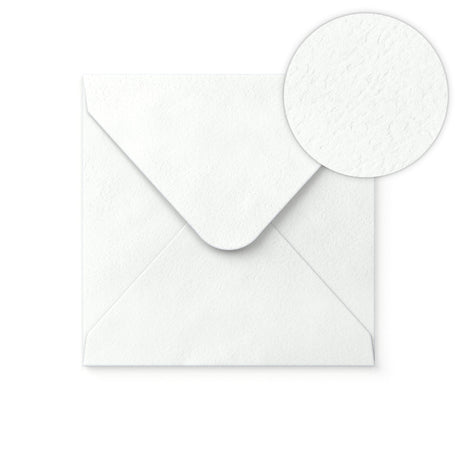 Witte envelop met hamerslagstructuur 155x155 mm